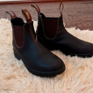 Blundstones 500 boots